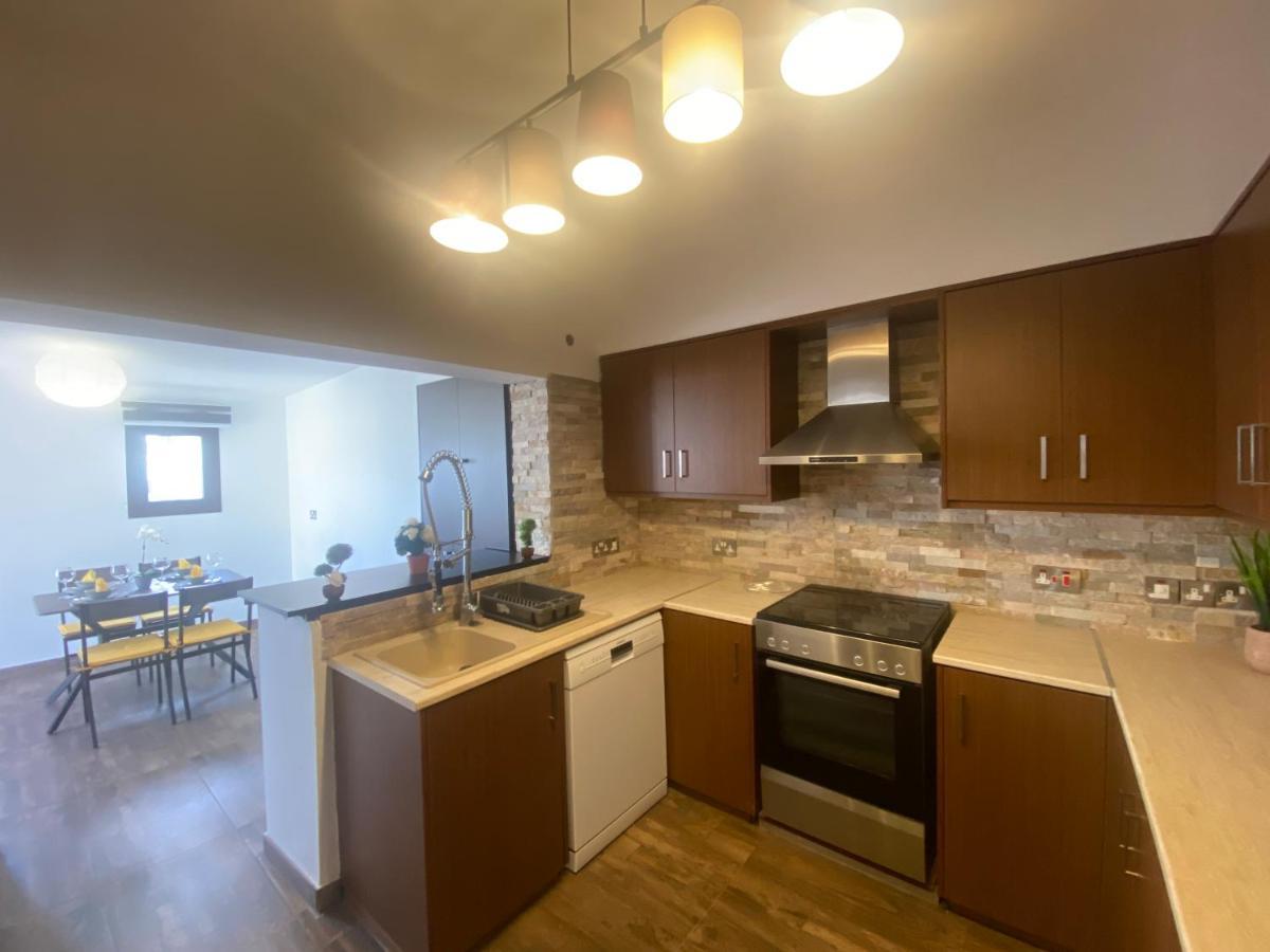 Philip Spacious Apartment Lemesós Eksteriør bilde